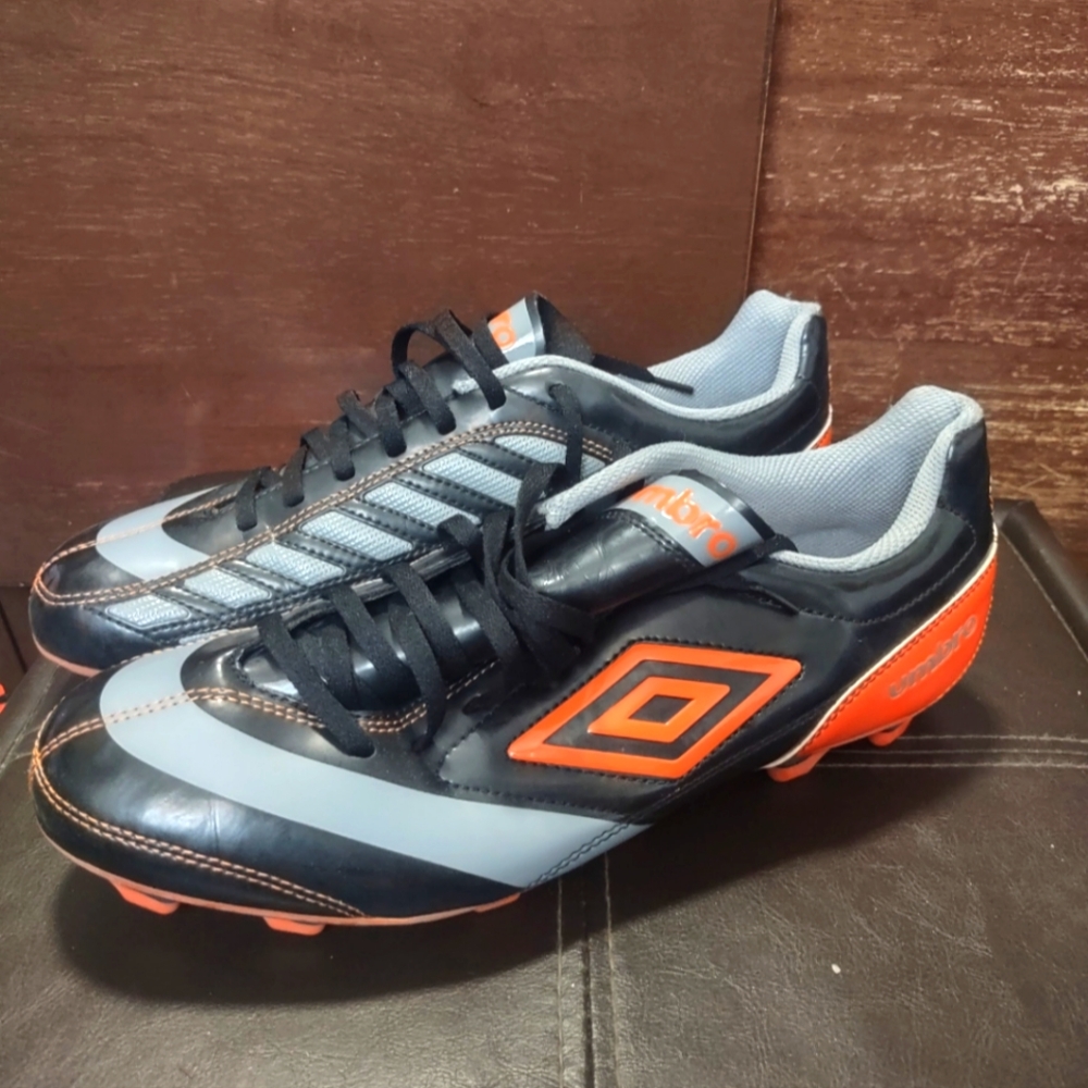 Umbro Black and Orange Men's Soccer Shoes